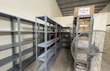 Kệ sắt v lỗ giá xưởng tại TP.HCM - Thông số, kết cấu, ứng dụng kệ sắt để hàng hóa 