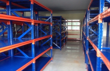 ĐI TÌM MỘT NƠI BÁN KỆ SẮT CHẤT LƯỢNG GIÁ RẺ
