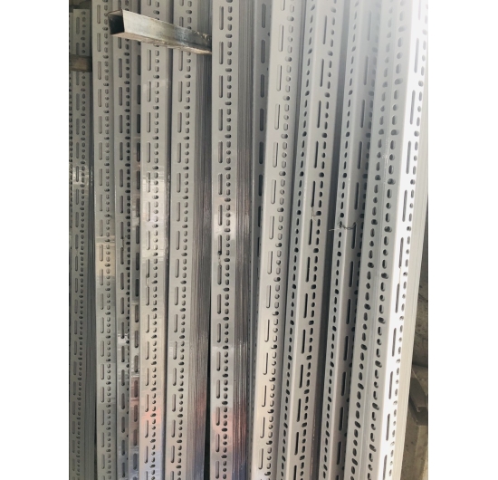 GIA CÔNG SẮT V LỖ 01 